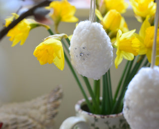 Soft Textured Easter Egg – White Hanging Spring Tree Decoration