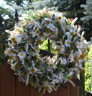 Faux Daisies Wreath