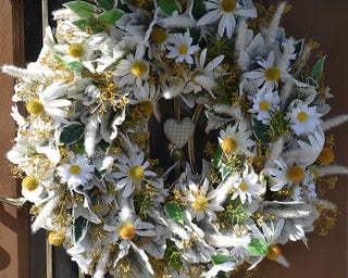 Faux Daisies Wreath