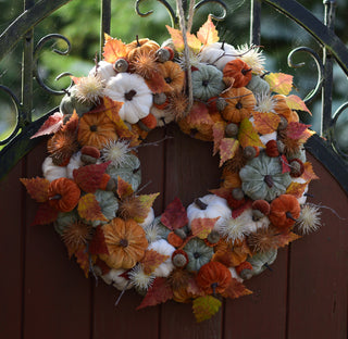 Autumn Pumpkins & Acorns