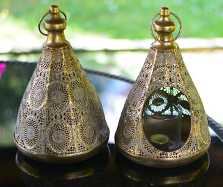Antique-Style Lantern – Bronze Finish