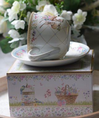 Meadow Wheelbarrow Cup & Saucer – 370 ml (Gift Boxed)