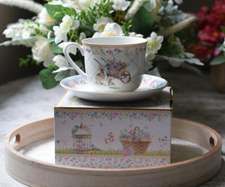 Meadow Wheelbarrow Cup & Saucer – 370 ml (Gift Boxed)