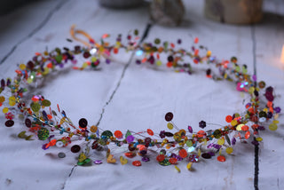 Metallic Wire Circle Wreath