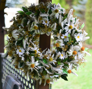 Faux Daisies Wreath
