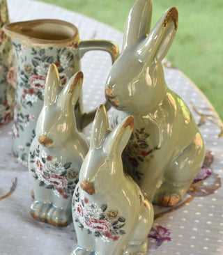 Vintage-style rabbits