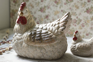 Classic Country Hen Ornament