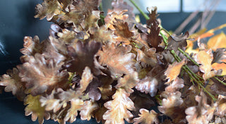 Soft Faux Autumn Oak Leaf Stem – 80 cm