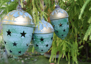 Set of 3 Acorn Bells in two colours