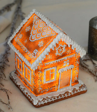 Light-Up Gingerbread House