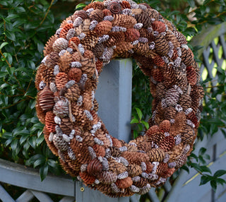 Pinecone Elegance